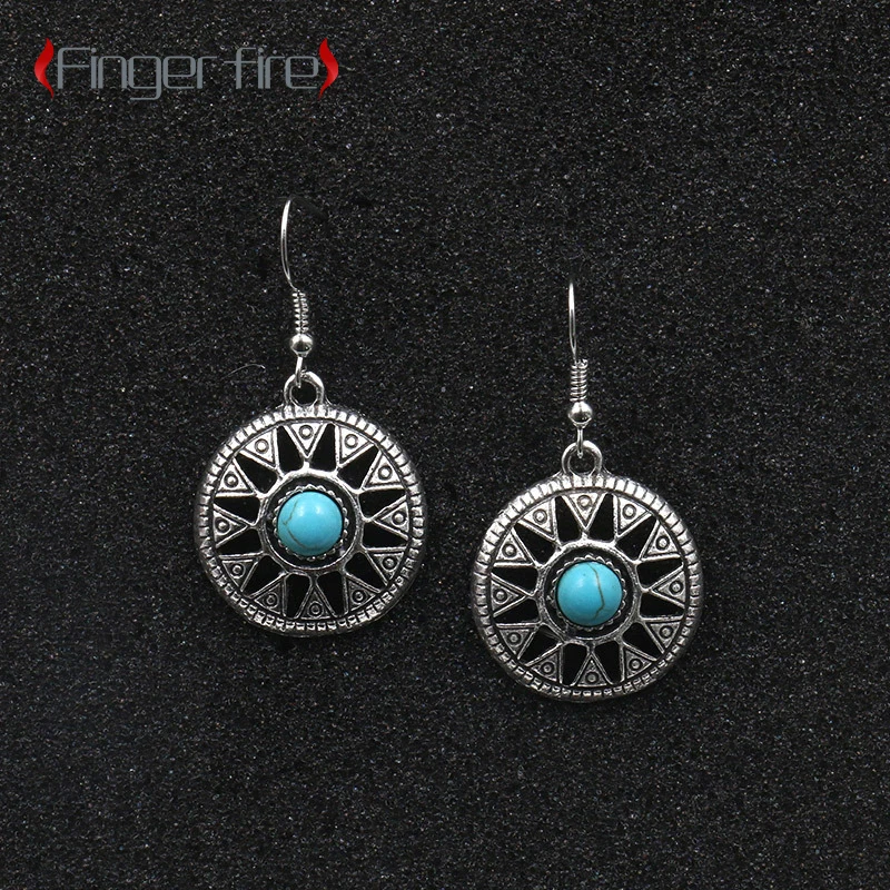 Vintage Silver Plated Court Style Lace Carved Texture Hollow Female Earrings Anniversary Gift Beach Party Jewelry Working Noble
Vintage Silver Plated Court Style Lace Carved Texture Hollow Female Earrings Anniversary Gift Beach Party Jewelry Working Noble