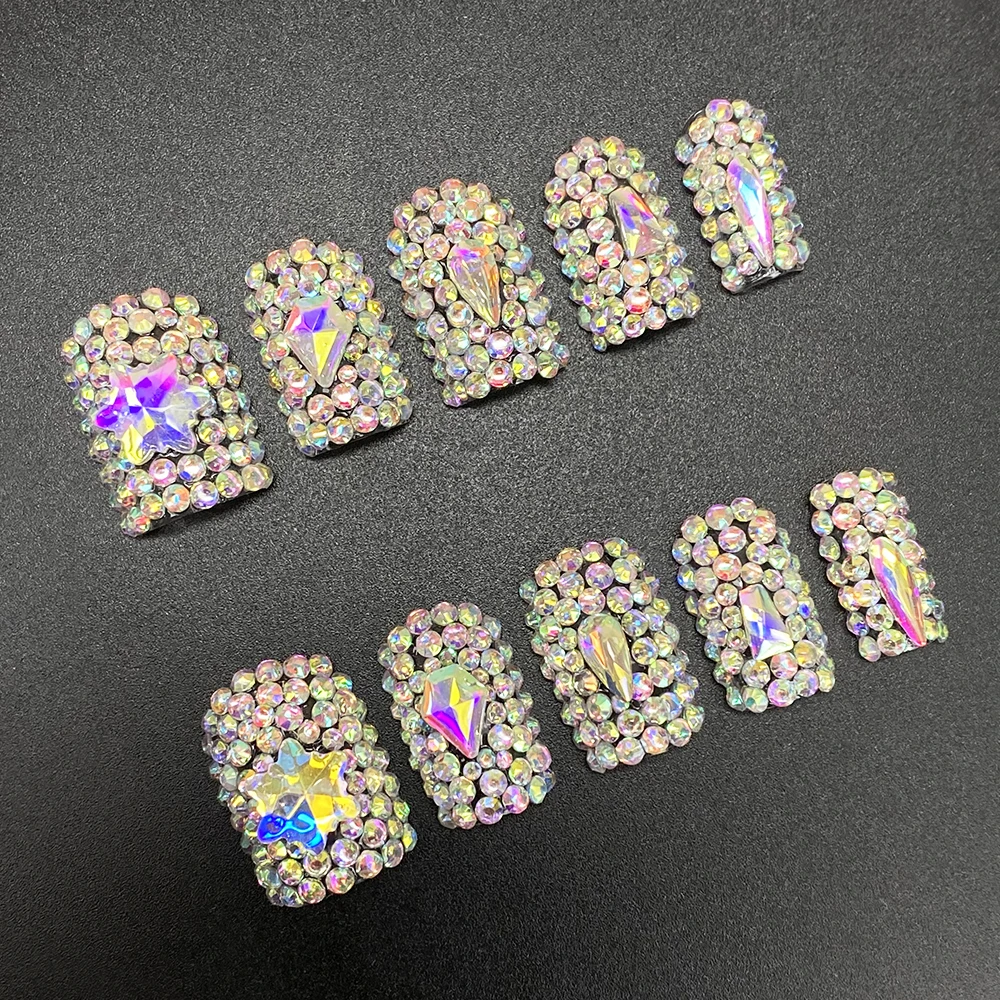 Многоразовые акриловые накладные ногти ручной работы с блестящими разноцветными стразами, 10 шт., толстые, для ежедневного использования
Многоразовые акриловые накладные ногти ручной работы с блестящими разноцветными стразами, 10 шт., толстые, для ежедневного использования