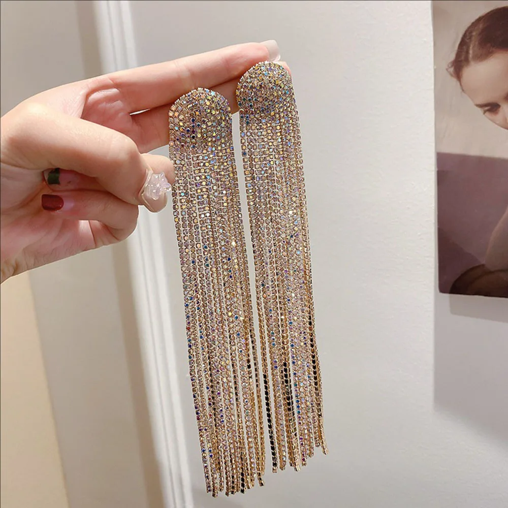 Silvery Needle Full Crystal Tassel Earrings Fashionable And Trendy Elegant Personalized Jewelry For Women
Silvery Needle Full Crystal Tassel Earrings Fashionable And Trendy Elegant Personalized Jewelry For Women