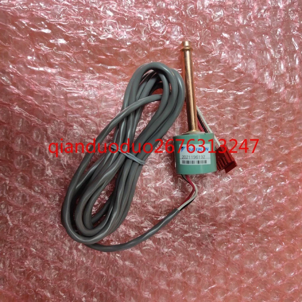 Suitable for Daikin V3 RZP450PY1 RHXYQ16SY1 air conditioner high pressure sensor
Suitable for Daikin V3 RZP450PY1 RHXYQ16SY1 air conditioner high pressure sensor