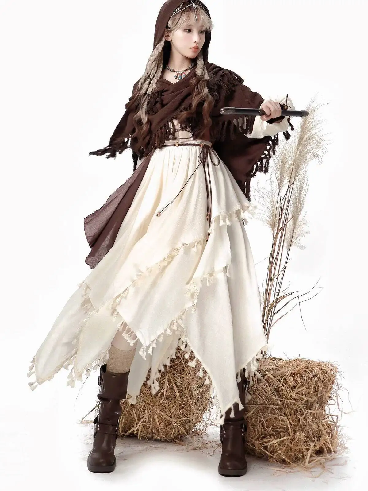 Lolita Daily Halloween Gothic Witch Costume Long Cape Cloak Lolita Dress Hanfu for Girl Women
Lolita Daily Halloween Gothic Witch Costume Long Cape Cloak Lolita Dress Hanfu for Girl Women