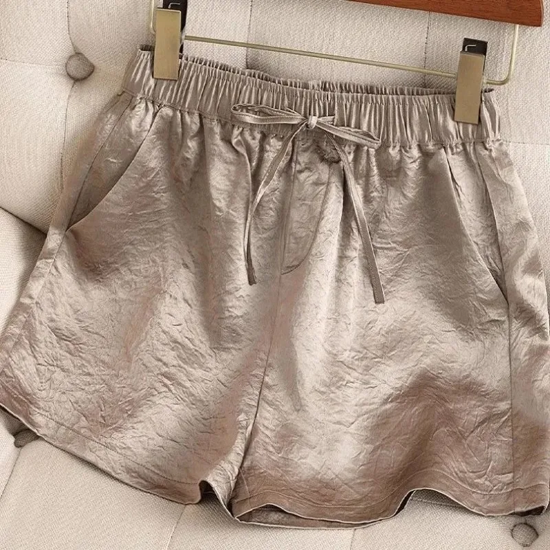 Women's Crinkled Satin Elastic Waist Drawstring Shorts with Pockets Casual Summer Shorts
Women's Crinkled Satin Elastic Waist Drawstring Shorts with Pockets Casual Summer Shorts