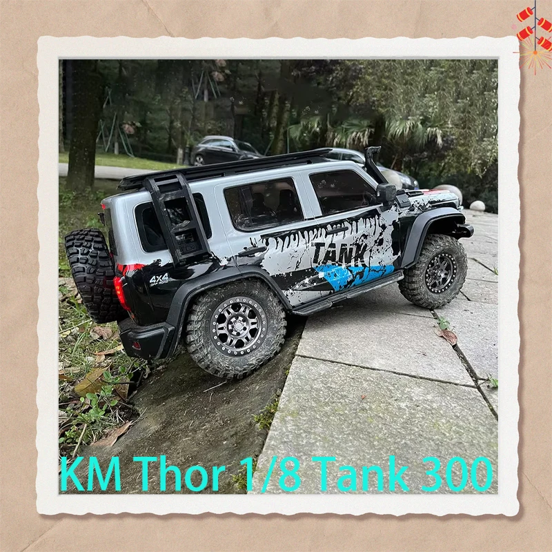 Km Thor 1/8 Танк 300 Третья годовщина Памятная радиоуправляемая модель с дистанционным управлением Замок дифференциала автомобиля Внедорожник
Km Thor 1/8 Танк 300 Третья годовщина Памятная радиоуправляемая модель с дистанционным управлением Замок дифференциала автомобиля Внедорожник