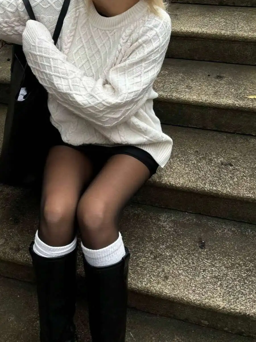 Women's Loose Cable Knit Crew Neck Sweater, Solid White, Autumn Winter Casual Pullover
Women's Loose Cable Knit Crew Neck Sweater, Solid White, Autumn Winter Casual Pullover