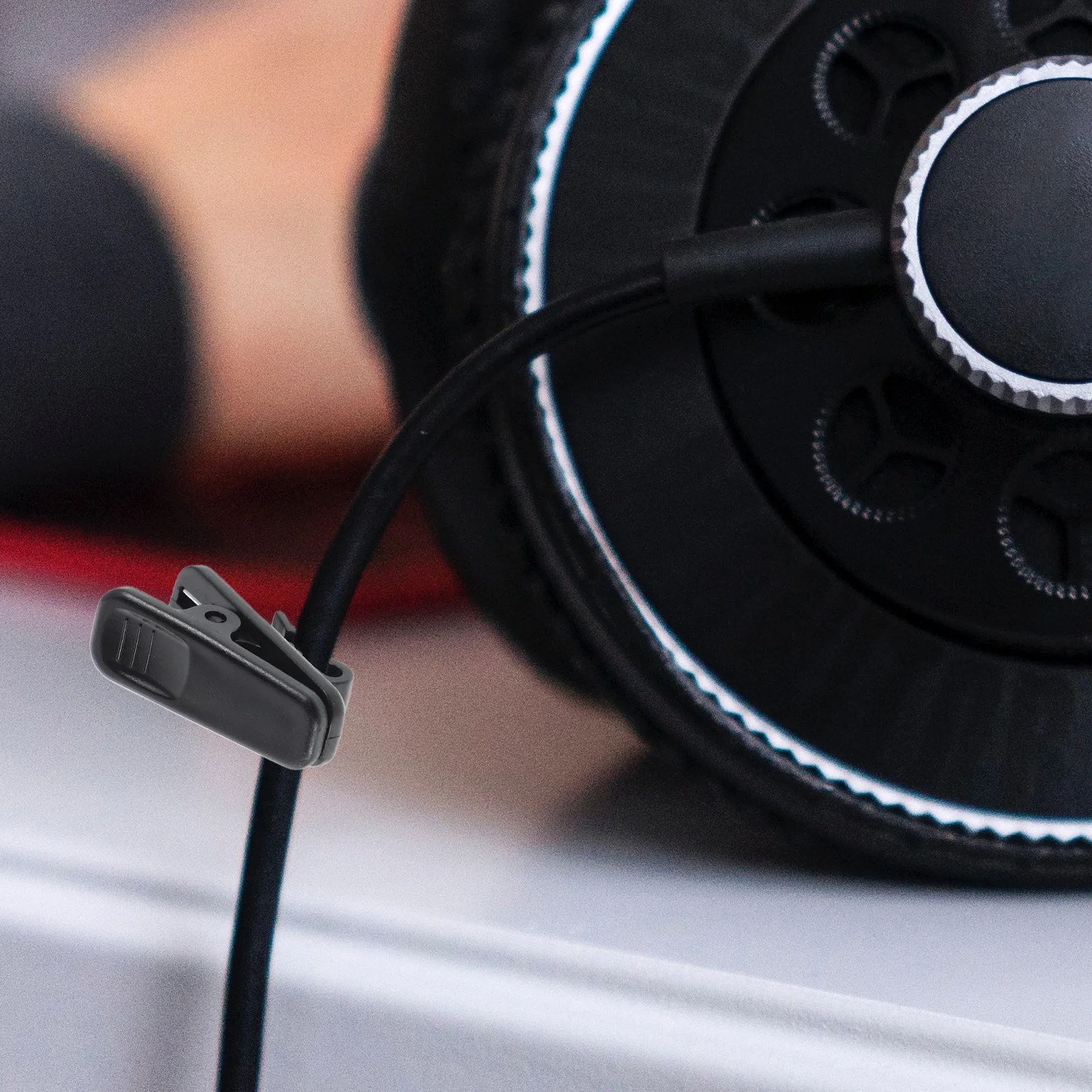 100Pcs Headphone Cord Clips Universal Fit for All Earphones Secure Cable Fixing Clip Compact Headset Accessories for Music
100Pcs Headphone Cord Clips Universal Fit for All Earphones Secure Cable Fixing Clip Compact Headset Accessories for Music