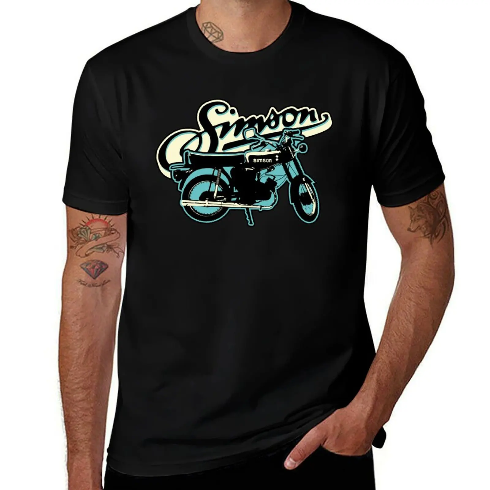 S51 moped drivers and GDR fans. T-Shirt rapper graphic tees korean fashion Funny t-shirts new edition Men's cotton t-shirt
S51 moped drivers and GDR fans. T-Shirt rapper graphic tees korean fashion Funny t-shirts new edition Men's cotton t-shirt