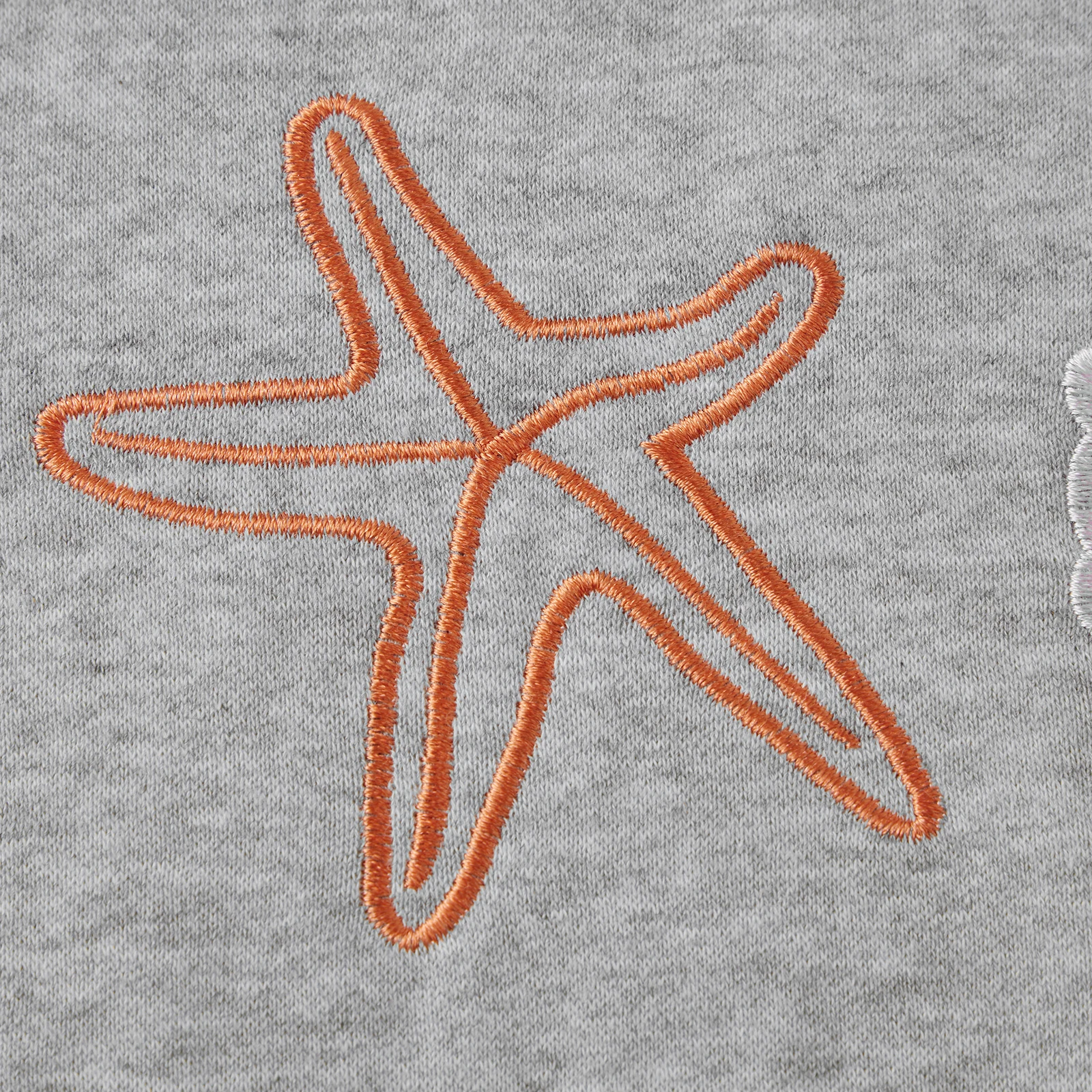 Women's Fall Winter Hoodies Stylish Shell Starfish Conch Embroidered Casual Loose Fit Long Sleeve Hooded Sweatshirt
Women's Fall Winter Hoodies Stylish Shell Starfish Conch Embroidered Casual Loose Fit Long Sleeve Hooded Sweatshirt