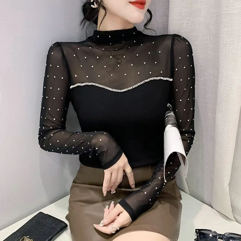 Mesh Splicing Sexy Base Shirt for Women in Autumn and Winter European Goods Long-sleeved T-shirt Half-turtleneck Top
Mesh Splicing Sexy Base Shirt for Women in Autumn and Winter European Goods Long-sleeved T-shirt Half-turtleneck Top