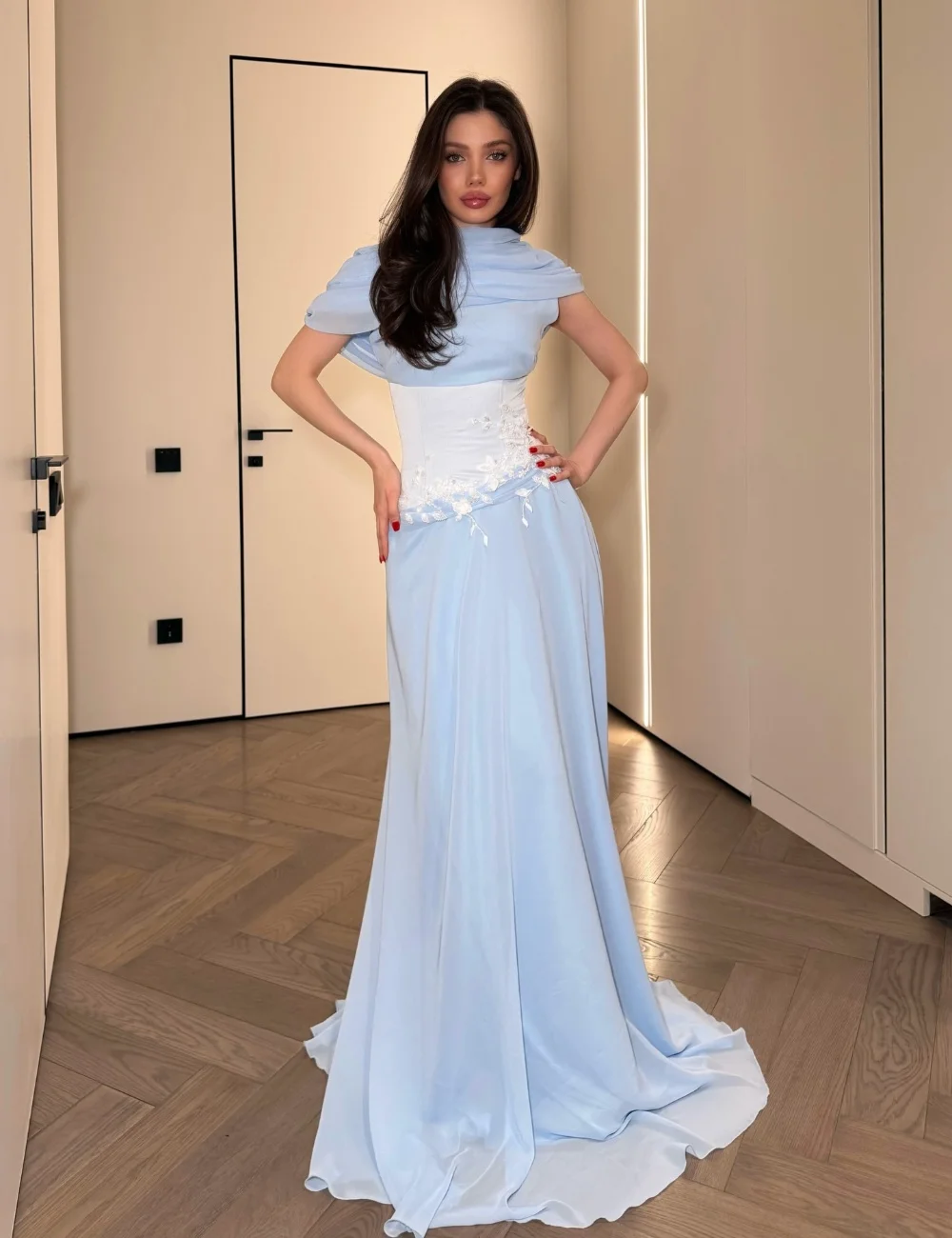 Customized Sky Blue Exquisite Fashion Chiffon Applique Beading Sequined Mermaid High Collar Long Dresses Evening Dresses
Customized Sky Blue Exquisite Fashion Chiffon Applique Beading Sequined Mermaid High Collar Long Dresses Evening Dresses
