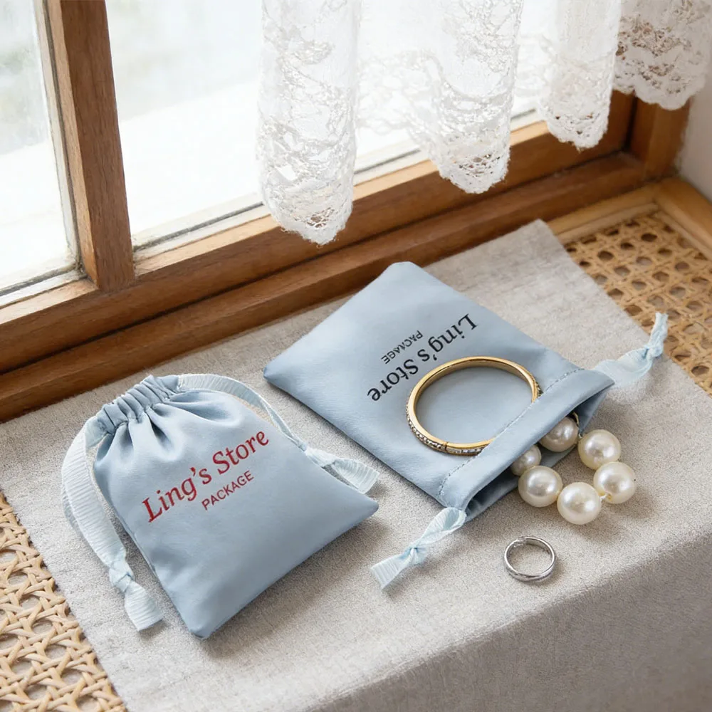 100pcs Personalized Logo Blue Jewelry Gift Drawstring Bags Wedding Lovely Candy Silk Satin Packaging Pouches Bracelet Organizer
100pcs Personalized Logo Blue Jewelry Gift Drawstring Bags Wedding Lovely Candy Silk Satin Packaging Pouches Bracelet Organizer