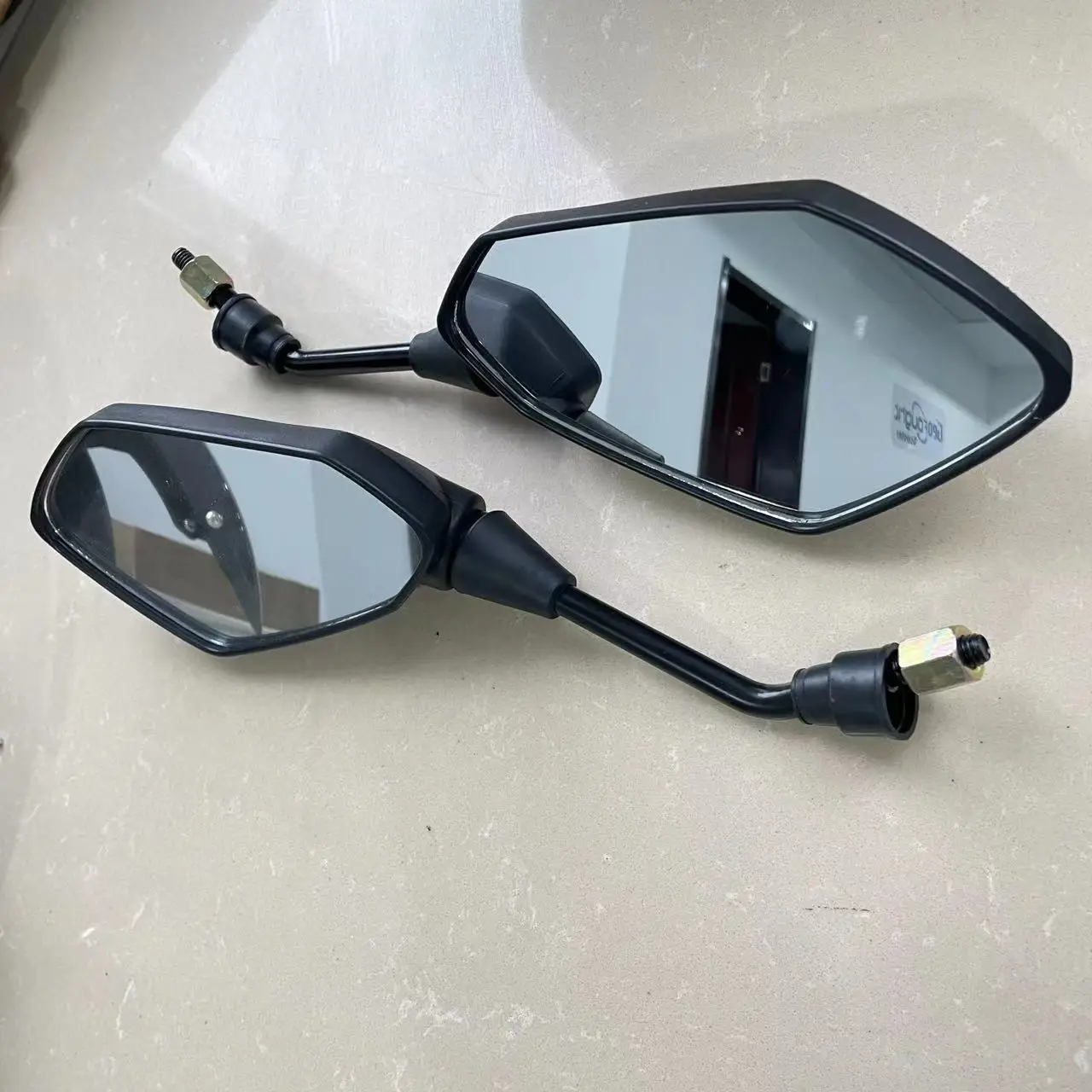 Electric Scooter Rearview Mirror Side Mirror Handlebar Safety Backview Mirror for Molo 5 G14 R7 R8 R6 M11 M7 E-scooter Accessori
Electric Scooter Rearview Mirror Side Mirror Handlebar Safety Backview Mirror for Molo 5 G14 R7 R8 R6 M11 M7 E-scooter Accessori