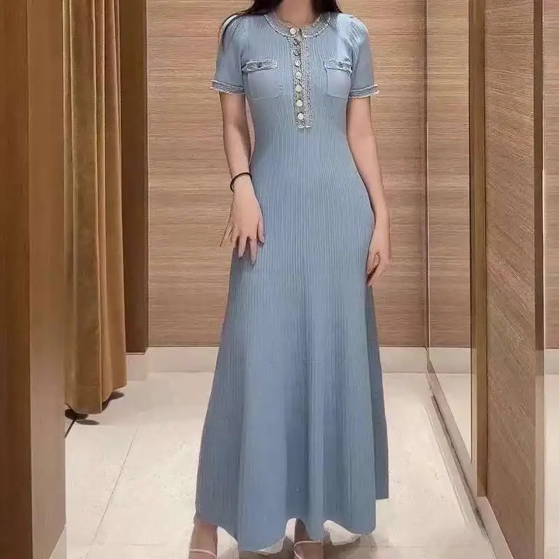 High Street New French Summer Denim Patchwork Knitted Sweater Long Dress Women Fashion Casual O-neck Short Sleeve Robes Longues
High Street New French Summer Denim Patchwork Knitted Sweater Long Dress Women Fashion Casual O-neck Short Sleeve Robes Longues