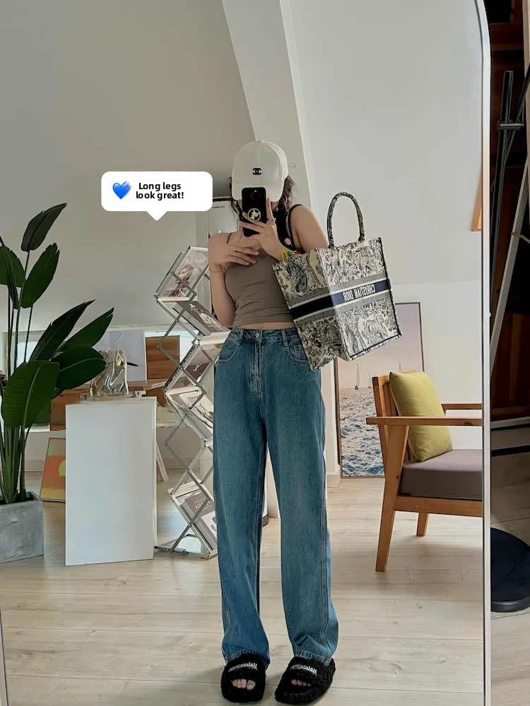 High Waist Loose Fit Vintage Nine-Tenths Jeans Women's Soft Breathable Straight Leg Wide Leg Pants Lengthened Slimming
High Waist Loose Fit Vintage Nine-Tenths Jeans Women's Soft Breathable Straight Leg Wide Leg Pants Lengthened Slimming