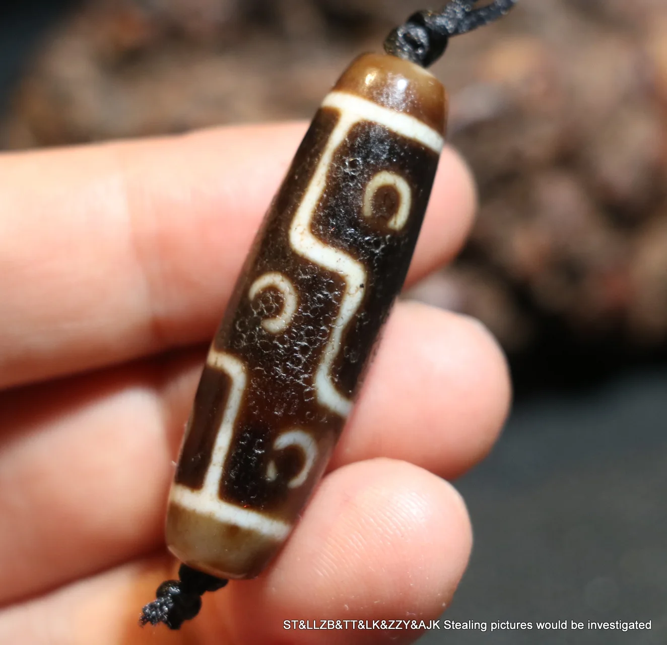 A Energy Magic Power Tibetan Old Agate 9 Eye of Kingdom dZi Bead Totem Fit For Making Bracelet Timestown UPD0721U21
A Energy Magic Power Tibetan Old Agate 9 Eye of Kingdom dZi Bead Totem Fit For Making Bracelet Timestown UPD0721U21