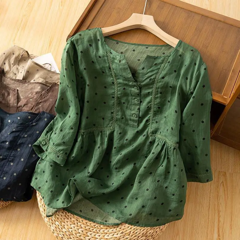 Женская хлопково-льняная блузка с рукавом три четверти в горошек, новинка 2025, летний литературный ретро-модный свободный утягивающий элегантный топ
Женская хлопково-льняная блузка с рукавом три четверти в горошек, новинка 2025, летний литературный ретро-модный свободный утягивающий элегантный топ