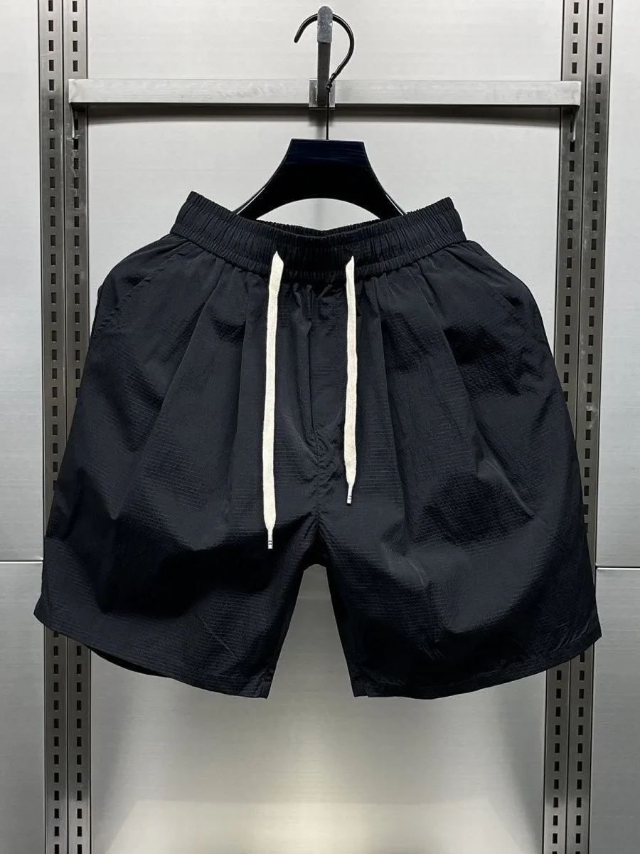 Новые летние мужские спортивные универсальные брюки: тонкие, дышащие, для пляжа, простые, модные, повседневные, свободные, прямого кроя, длиной до колена.
Новые летние мужские спортивные универсальные брюки: тонкие, дышащие, для пляжа, простые, модные, повседневные, свободные, прямого кроя, длиной до колена.