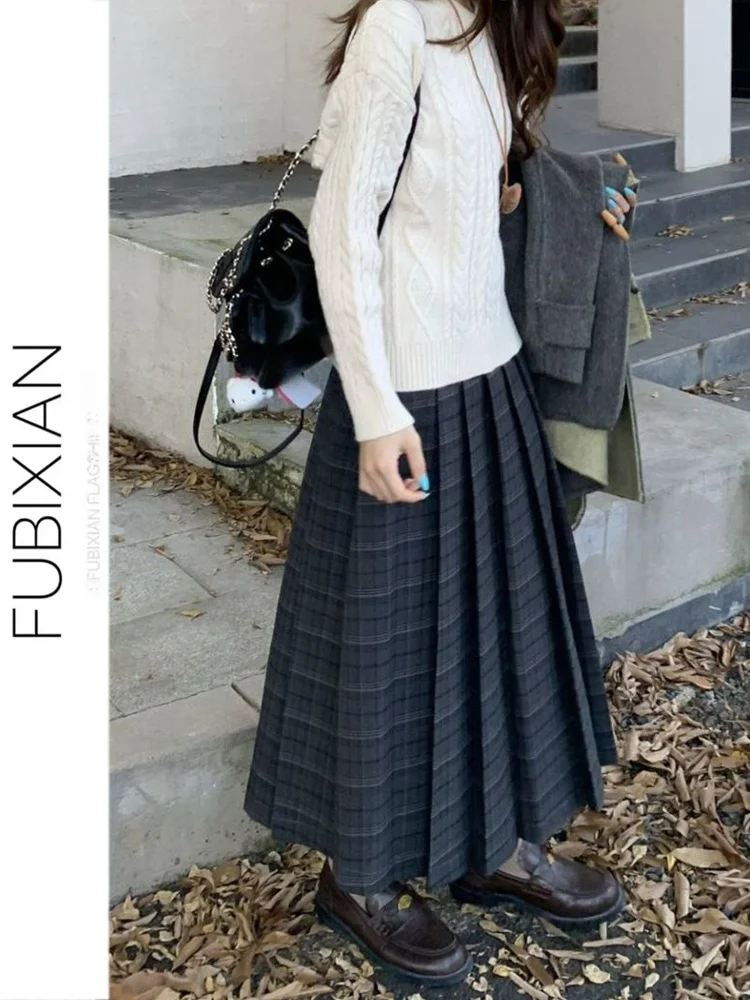 Retro High Waist Plaid Skirt A-Line Midi Dress Women's Hepburn Style Folded Skirt British Style Autumn Winter New Arrival
Retro High Waist Plaid Skirt A-Line Midi Dress Women's Hepburn Style Folded Skirt British Style Autumn Winter New Arrival