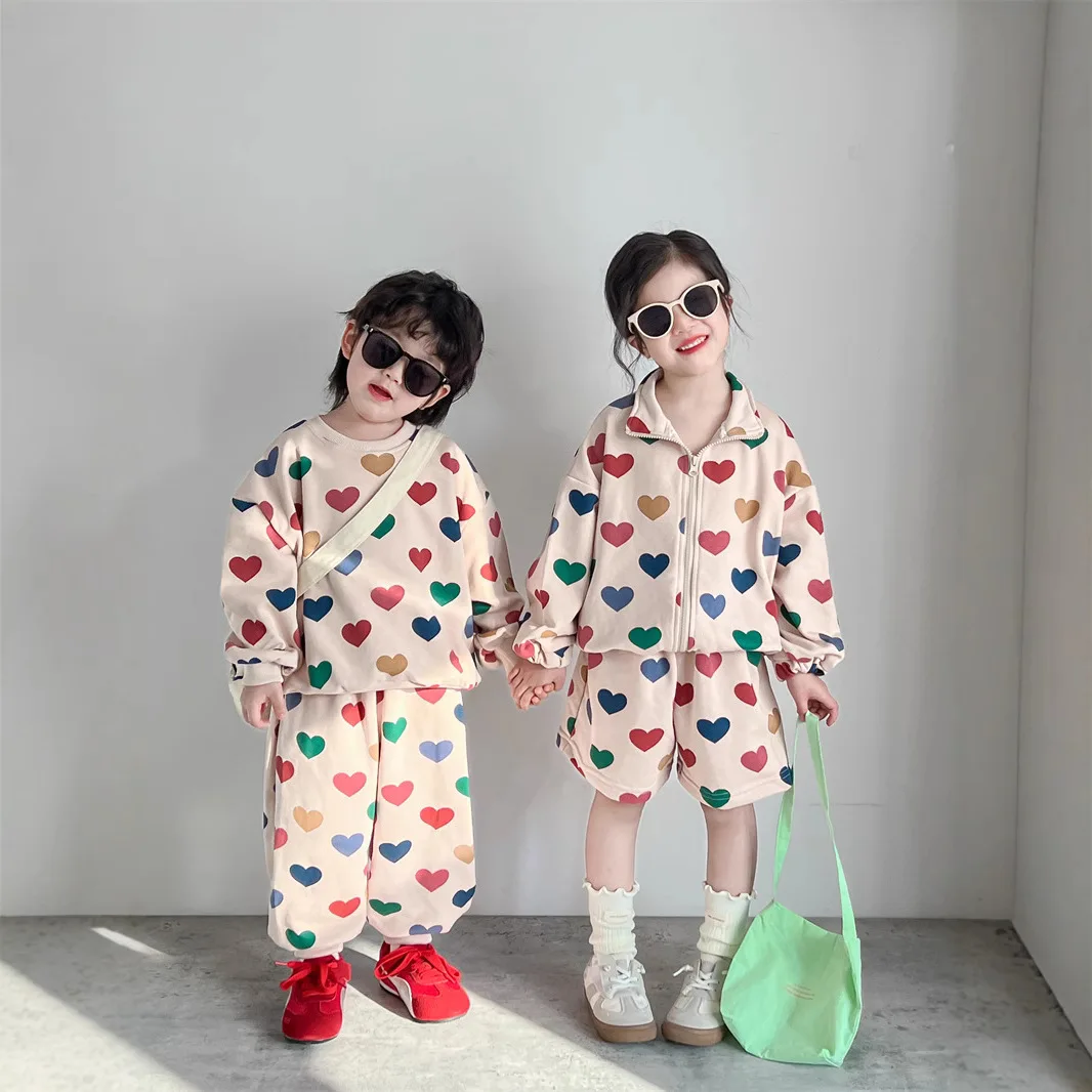 Full Color Love Sweater+Pant Boy's Two Piece Suit Brother and Sister Clothes Children 2Pcs Suit 2025 Spring Autumn New
Full Color Love Sweater+Pant Boy's Two Piece Suit Brother and Sister Clothes Children 2Pcs Suit 2025 Spring Autumn New