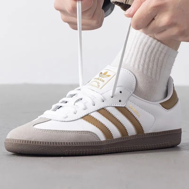 Adidas клеверная обувь, мужские оригинальные кроссовки, женская обувь, новинка 2025, ретро повседневная обувь SAMBA OG, туфли для доски JH8796
Adidas клеверная обувь, мужские оригинальные кроссовки, женская обувь, новинка 2025, ретро повседневная обувь SAMBA OG, туфли для доски JH8796