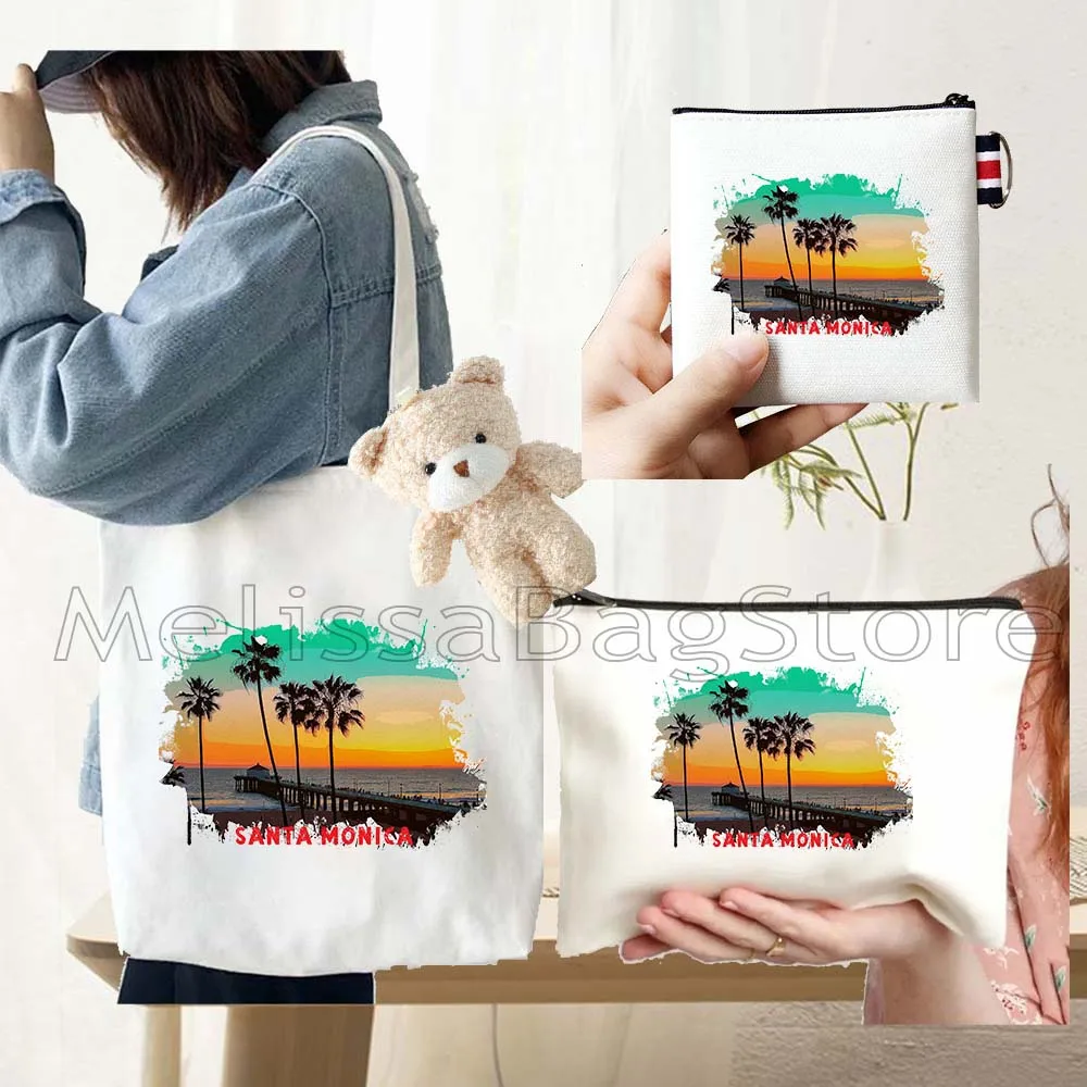 4PCS Gift Santa Monica White Canvas Tote Bag Handbag with Doll Key Coin Purse Cosmetic Makeup Toilet Bag Case Pouch
4PCS Gift Santa Monica White Canvas Tote Bag Handbag with Doll Key Coin Purse Cosmetic Makeup Toilet Bag Case Pouch