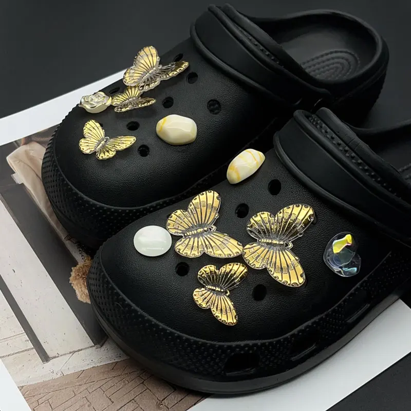Light Luxury Golden Butterfly Flower Shell Shoe Charms for Crocs Set Clogs Pins Garden Sandals Slipper Accessories Girl Gift
Light Luxury Golden Butterfly Flower Shell Shoe Charms for Crocs Set Clogs Pins Garden Sandals Slipper Accessories Girl Gift