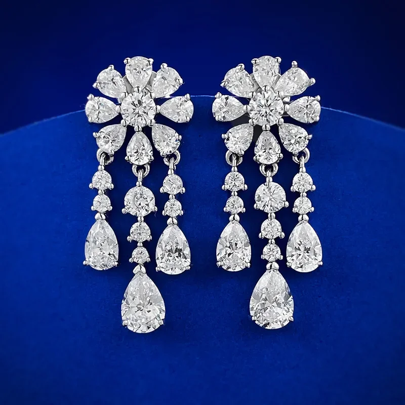 Charm Flower Moissanite Diamond Dangle Earring 100% Real 925 sterling silver Jewelry Engagement Wedding Drop Earrings for Women
Charm Flower Moissanite Diamond Dangle Earring 100% Real 925 sterling silver Jewelry Engagement Wedding Drop Earrings for Women