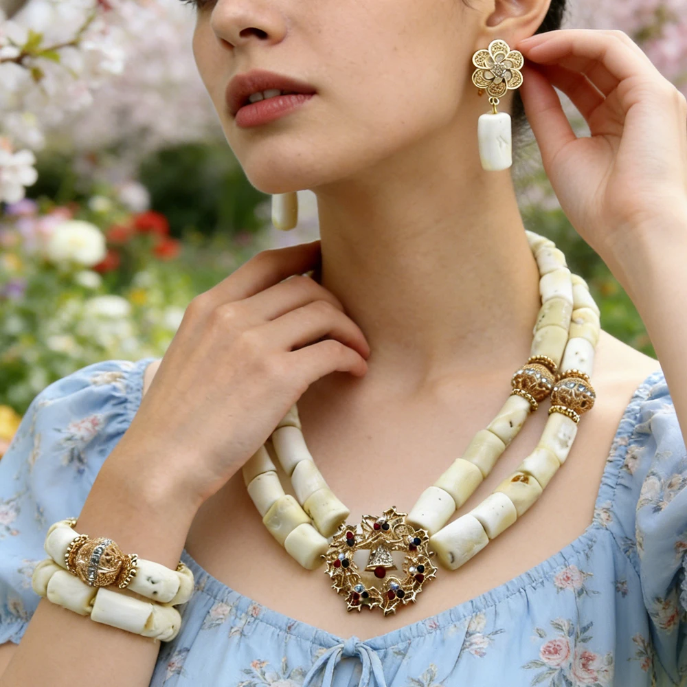 Nigerian Wedding African Fashion Natural Coral Beads Jewelry Sets for Women Luxury Statement Choker Necklace Earrings Bracelet
Nigerian Wedding African Fashion Natural Coral Beads Jewelry Sets for Women Luxury Statement Choker Necklace Earrings Bracelet