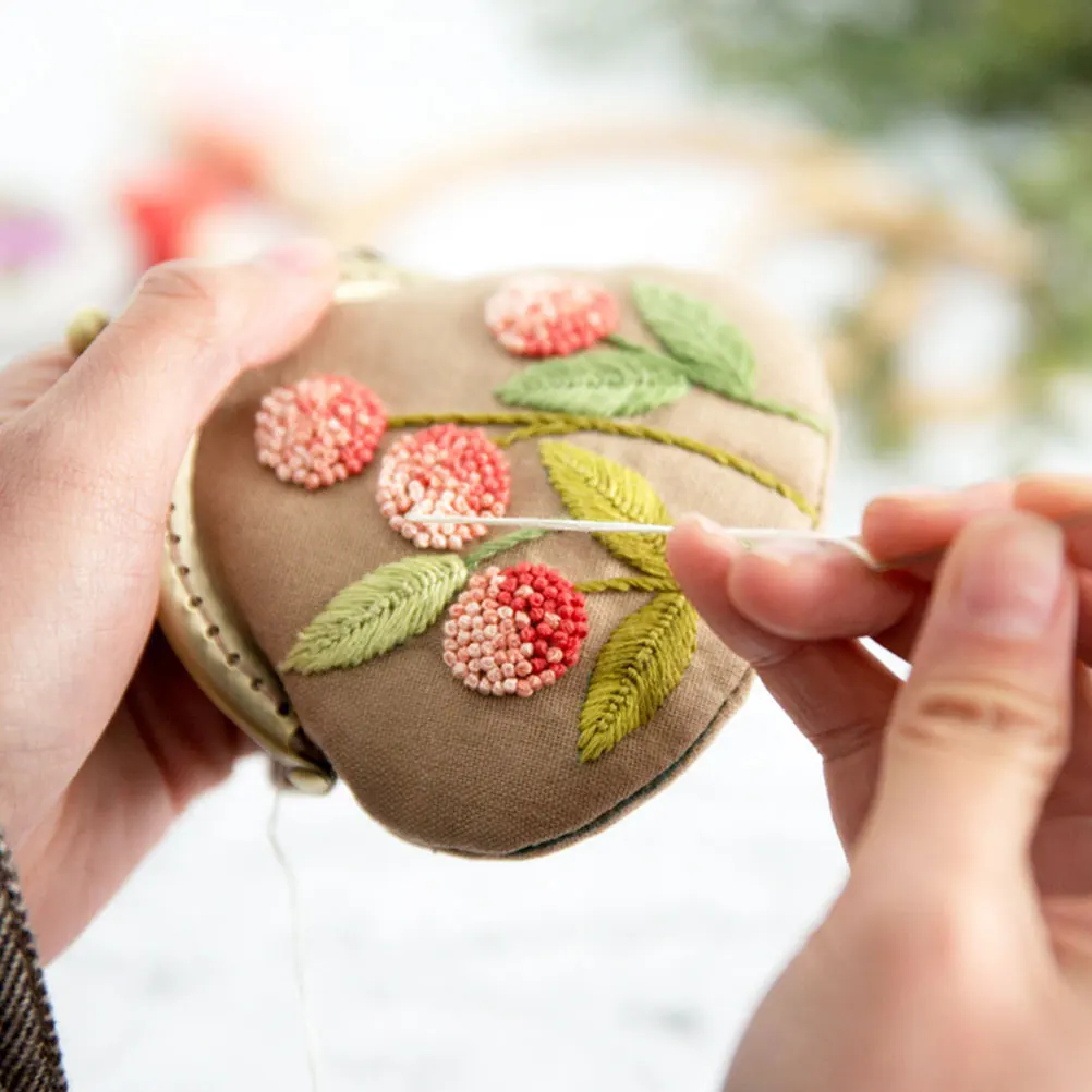 1 Set Beginner Embroidery Tools Kit Kiss Clasp Lock Coin Purse Clutch Bag DIY Handmade Accessories for Kids Women
1 Set Beginner Embroidery Tools Kit Kiss Clasp Lock Coin Purse Clutch Bag DIY Handmade Accessories for Kids Women