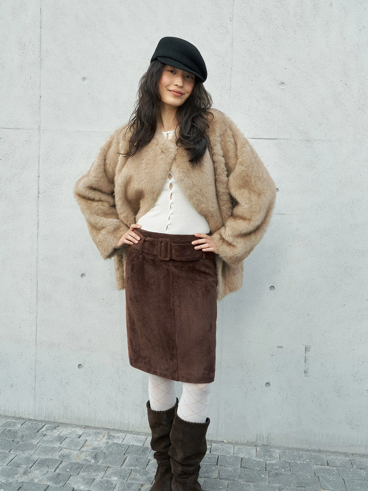 Женская шерстяная юбка Loen Original Design из замши средней длины А-силуэта с завышенной талией, стройнящая, простая, для повседневной носки
Женская шерстяная юбка Loen Original Design из замши средней длины А-силуэта с завышенной талией, стройнящая, простая, для повседневной носки