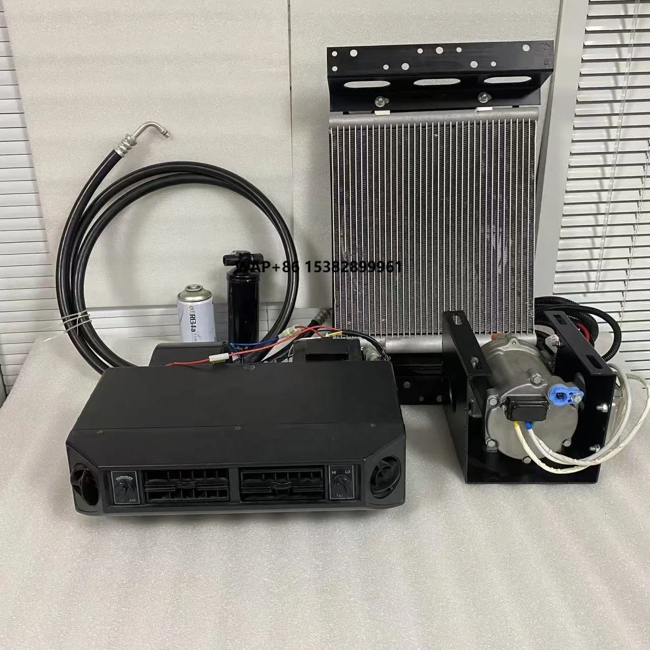 Парковочные кондиционеры 12 В 24 В Кондиционер переменного тока для автофургонов, грузовиков
Парковочные кондиционеры 12 В 24 В Кондиционер переменного тока для автофургонов, грузовиков