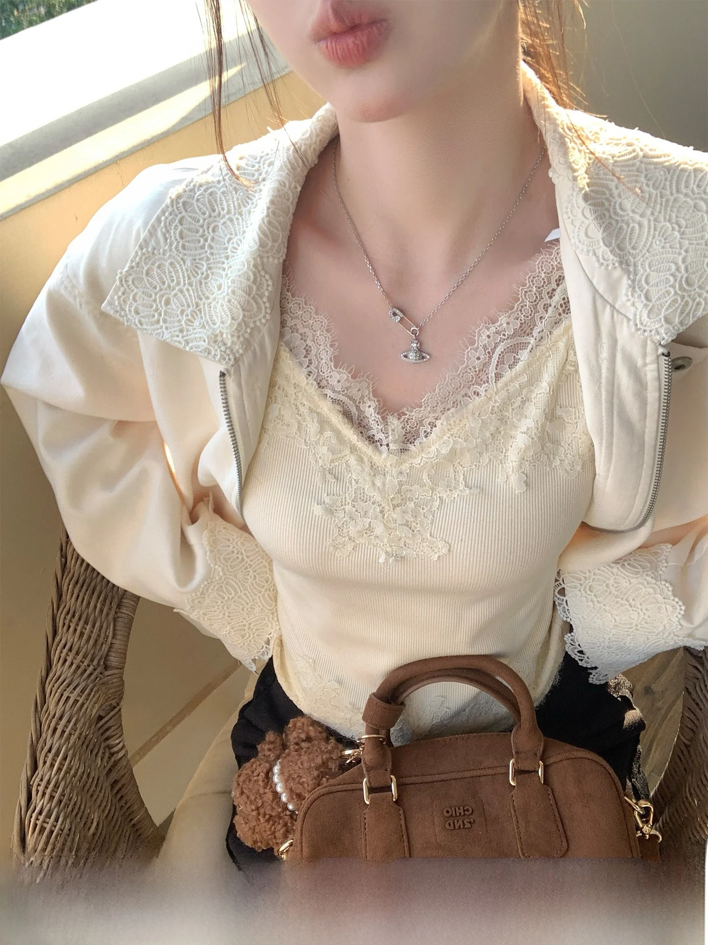 White Floral Emed Collar Jaet Women's Commute Sle ort Coat Fi Design in Sto Special Price for Spring Season
White Floral Emed Collar Jaet Women's Commute Sle ort Coat Fi Design in Sto Special Price for Spring Season