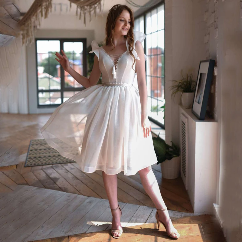 V-Neck Pearls Sash A-Line Button Backless Knee-Length Evening Dresses Prom Gowns Robe De Soiree
V-Neck Pearls Sash A-Line Button Backless Knee-Length Evening Dresses Prom Gowns Robe De Soiree