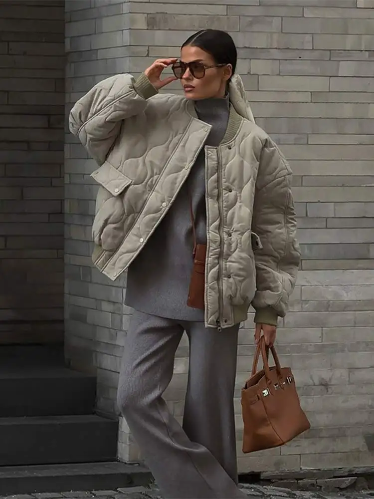 Chic Zipper With Button Quilted Bomber Cotton Jacket Women Casual Single Breasted Long Sleeve Pocket Coat Fall Lady Warm Outwear
Chic Zipper With Button Quilted Bomber Cotton Jacket Women Casual Single Breasted Long Sleeve Pocket Coat Fall Lady Warm Outwear