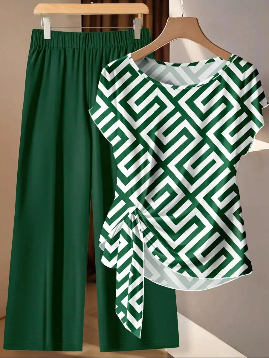 Dark Green Geometric Print Knot Front Top With Wide Leg Pants Two Piece Set For Women
Dark Green Geometric Print Knot Front Top With Wide Leg Pants Two Piece Set For Women