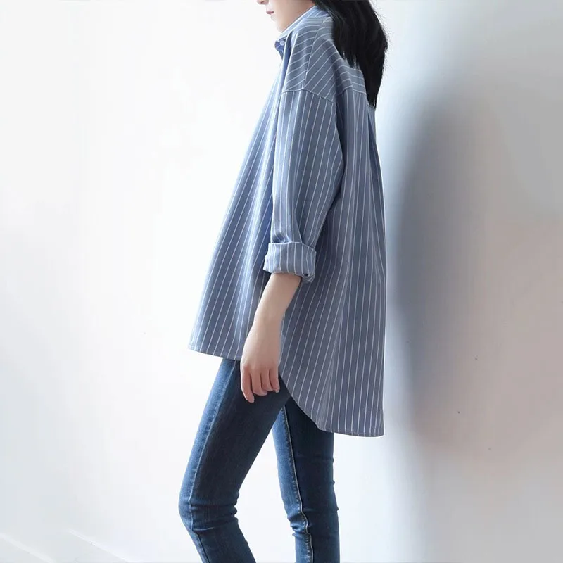 Elegant Women's Shirt 2026 New Autumn Fashion High-End Feel Medium-Length Blue-White Stripes Lazy Style Korean Version Long S...
Elegant Women's Shirt 2026 New Autumn Fashion High-End Feel Medium-Length Blue-White Stripes Lazy Style Korean Version Long S...