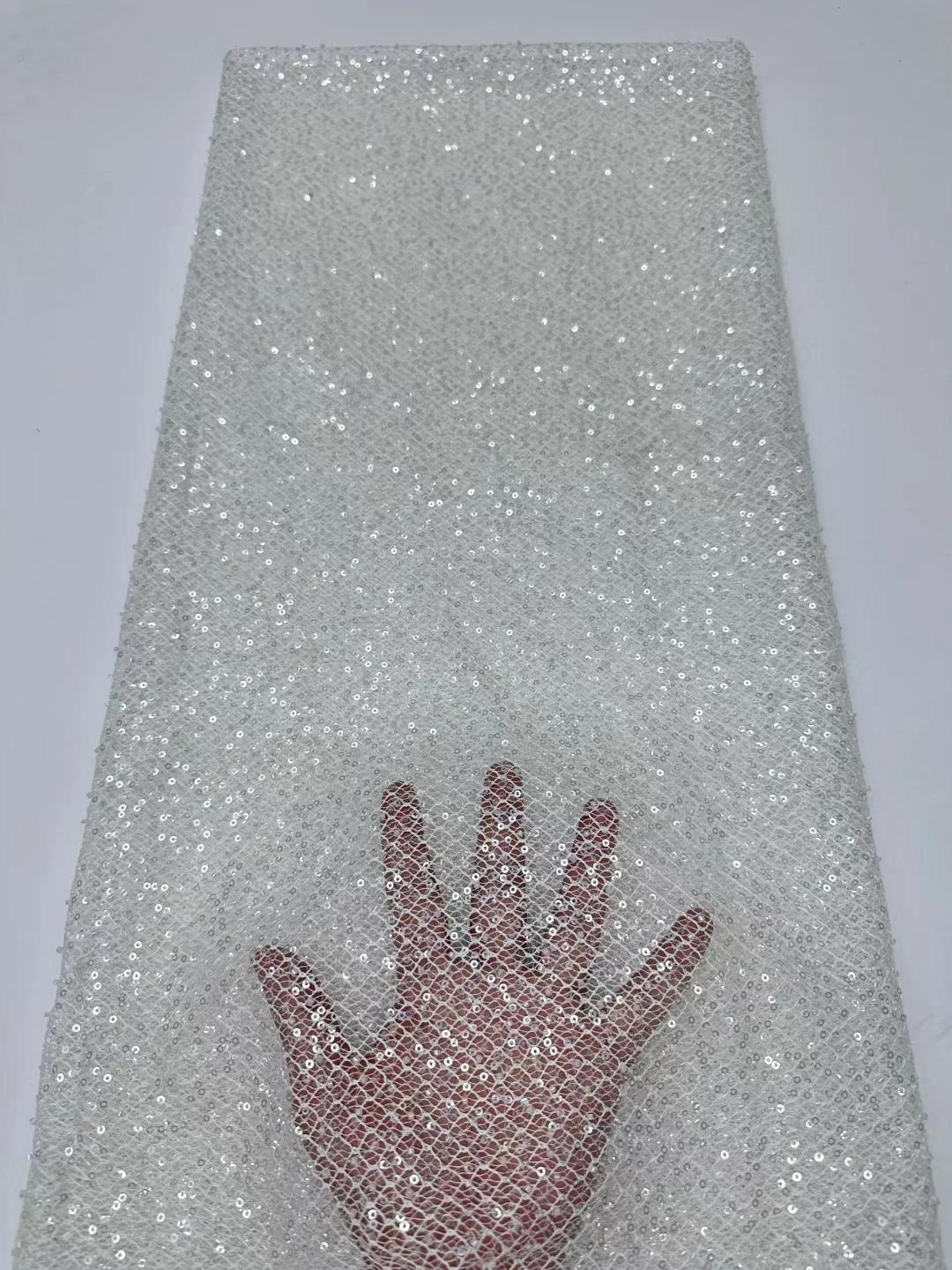 2025 New African French Nigerian High End Lace Fabric With Beads Sequins Mesh for Embroidery Wedding Party Bride Sewing Dress
2025 New African French Nigerian High End Lace Fabric With Beads Sequins Mesh for Embroidery Wedding Party Bride Sewing Dress