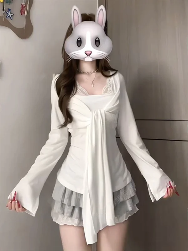 Korean Style Long Sleeve T-Shirt Women's Pure Desire Girl Knot Square Collar Design Base Layer Top for Casual Wear And Date
Korean Style Long Sleeve T-Shirt Women's Pure Desire Girl Knot Square Collar Design Base Layer Top for Casual Wear And Date