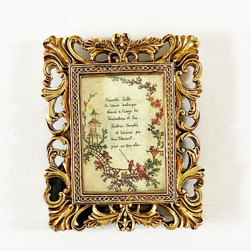 American Retro Decoration Picture Frame Living Room Sofa Background Wall Hallway Resin Canvas Frame Photo Frame Ornament Decorat
American Retro Decoration Picture Frame Living Room Sofa Background Wall Hallway Resin Canvas Frame Photo Frame Ornament Decorat