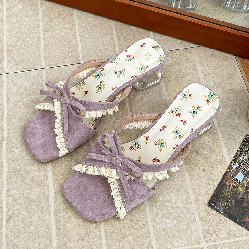 Floral Versatile Fairy Style Thick Bottom Slippers for Women 2026 New Summer Wear Comfortable Sandals
Floral Versatile Fairy Style Thick Bottom Slippers for Women 2026 New Summer Wear Comfortable Sandals