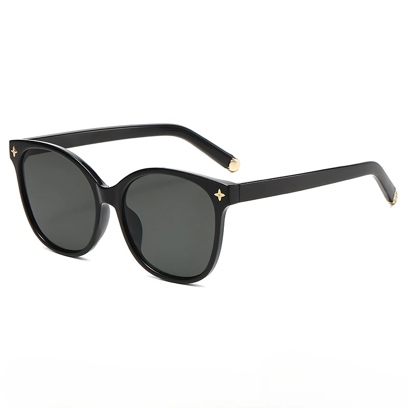 New Ouyang Nana with glasses Internet celebrity large frame sunglasses women ins fashion street shooting star sunglasses
New Ouyang Nana with glasses Internet celebrity large frame sunglasses women ins fashion street shooting star sunglasses