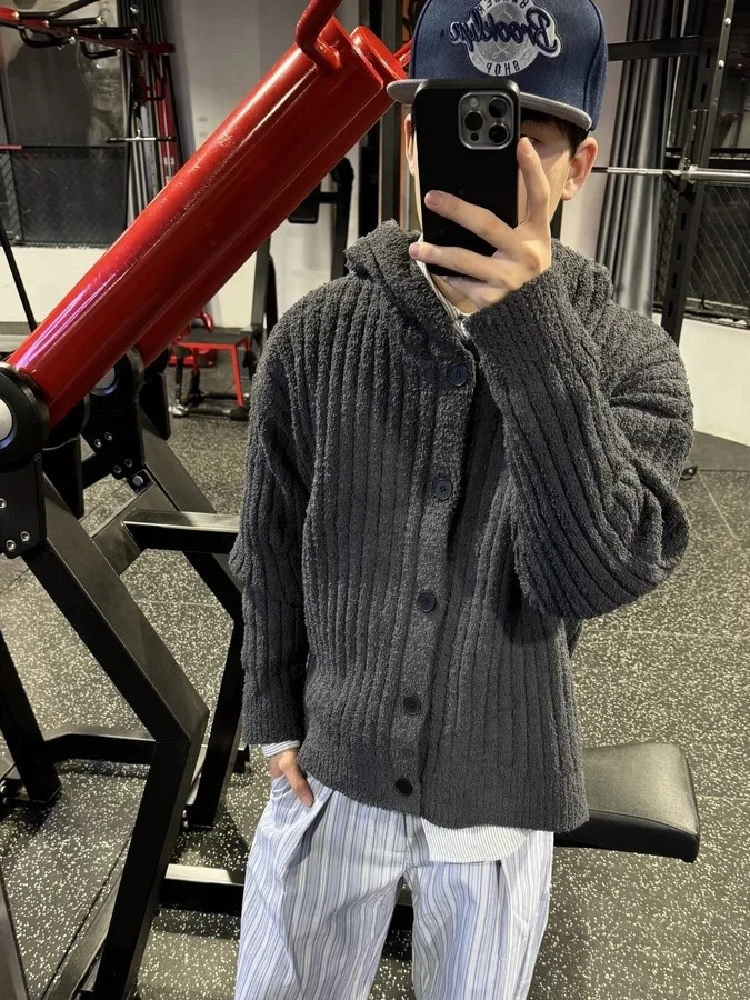 American Retro Knitted Hat Sweater Men's Autumn Winter Lazy Casual Versatile Knitwear Top Couple Polyester Fiber Long Sve
American Retro Knitted Hat Sweater Men's Autumn Winter Lazy Casual Versatile Knitwear Top Couple Polyester Fiber Long Sve