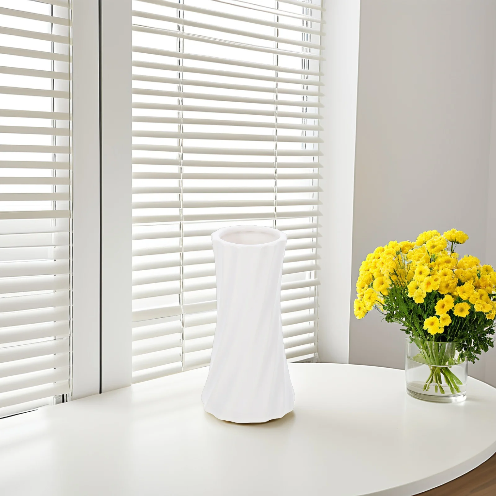 Flower Pot Simple Vase Minimalist Decor Small Vases for Ceramic Modern Style Dry 
Flower Pot Simple Vase Minimalist Decor Small Vases for Ceramic Modern Style Dry