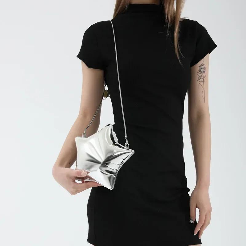 Trendy Gold Silver Star Small Shoulder Bag Acrylic Shiny Mini Pentagonal Star Bag Chain Mouth Red Shoulder Bag
Trendy Gold Silver Star Small Shoulder Bag Acrylic Shiny Mini Pentagonal Star Bag Chain Mouth Red Shoulder Bag