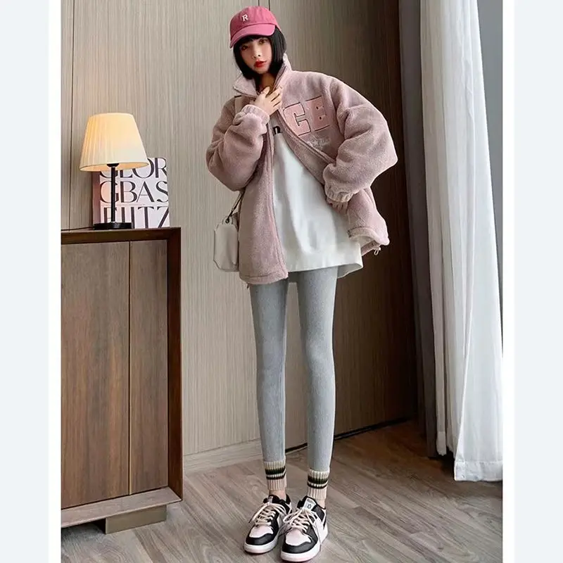 Fashionable Women's Bottoming Thin Threaded High Waist Slimming Calves Nine-point Autumn Pants
Fashionable Women's Bottoming Thin Threaded High Waist Slimming Calves Nine-point Autumn Pants