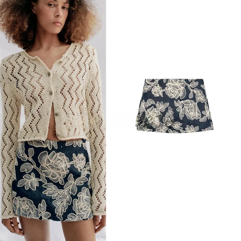 Summer New Women's Casual Style Zipper Color Block Flower Embroidery A-Line Skirt Pants Standard Fit Polyester Fiber
Summer New Women's Casual Style Zipper Color Block Flower Embroidery A-Line Skirt Pants Standard Fit Polyester Fiber