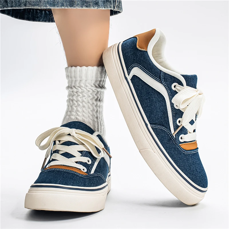 Casual Canvas Skate Shoes Men's Summer 2026 New Retro Thick Bottom Heightening Cloth Sports Leisure Denim Rubber Sole Shoes
Casual Canvas Skate Shoes Men's Summer 2026 New Retro Thick Bottom Heightening Cloth Sports Leisure Denim Rubber Sole Shoes