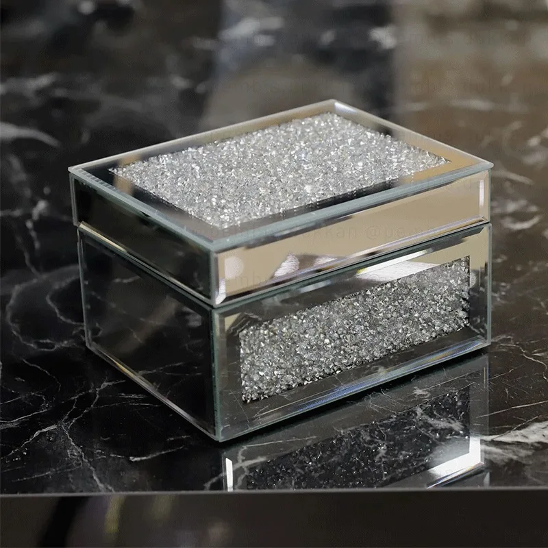 Crystal Glass Jewelry Storage Box Simple Portable Earrings Ring Jewelry Box
Crystal Glass Jewelry Storage Box Simple Portable Earrings Ring Jewelry Box