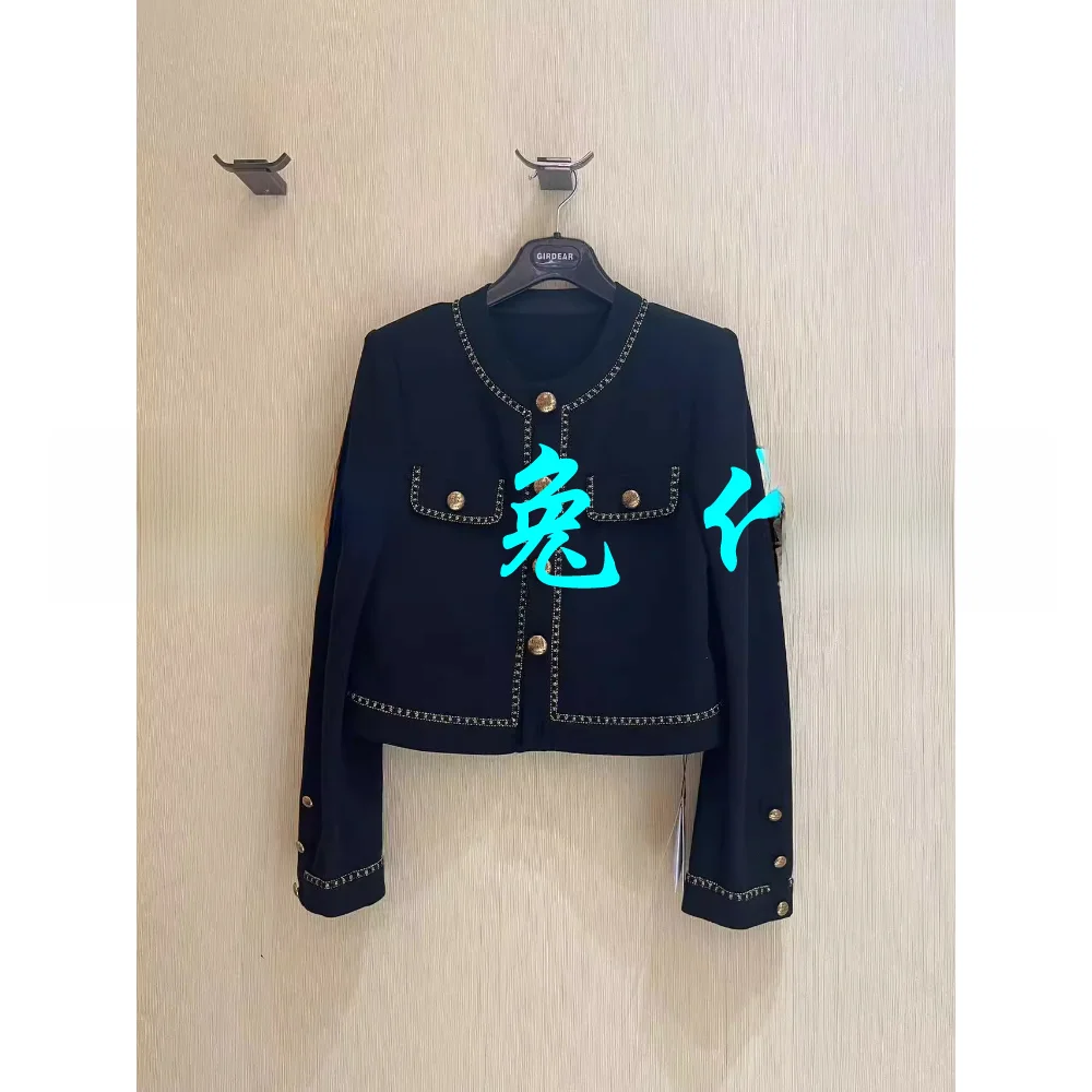 Spring 2023 Grey Rabbit Short round Neck Jacket Women's Casual Style Warm Long Sleeve Pure Color Button Design Outerwear
Spring 2023 Grey Rabbit Short round Neck Jacket Women's Casual Style Warm Long Sleeve Pure Color Button Design Outerwear