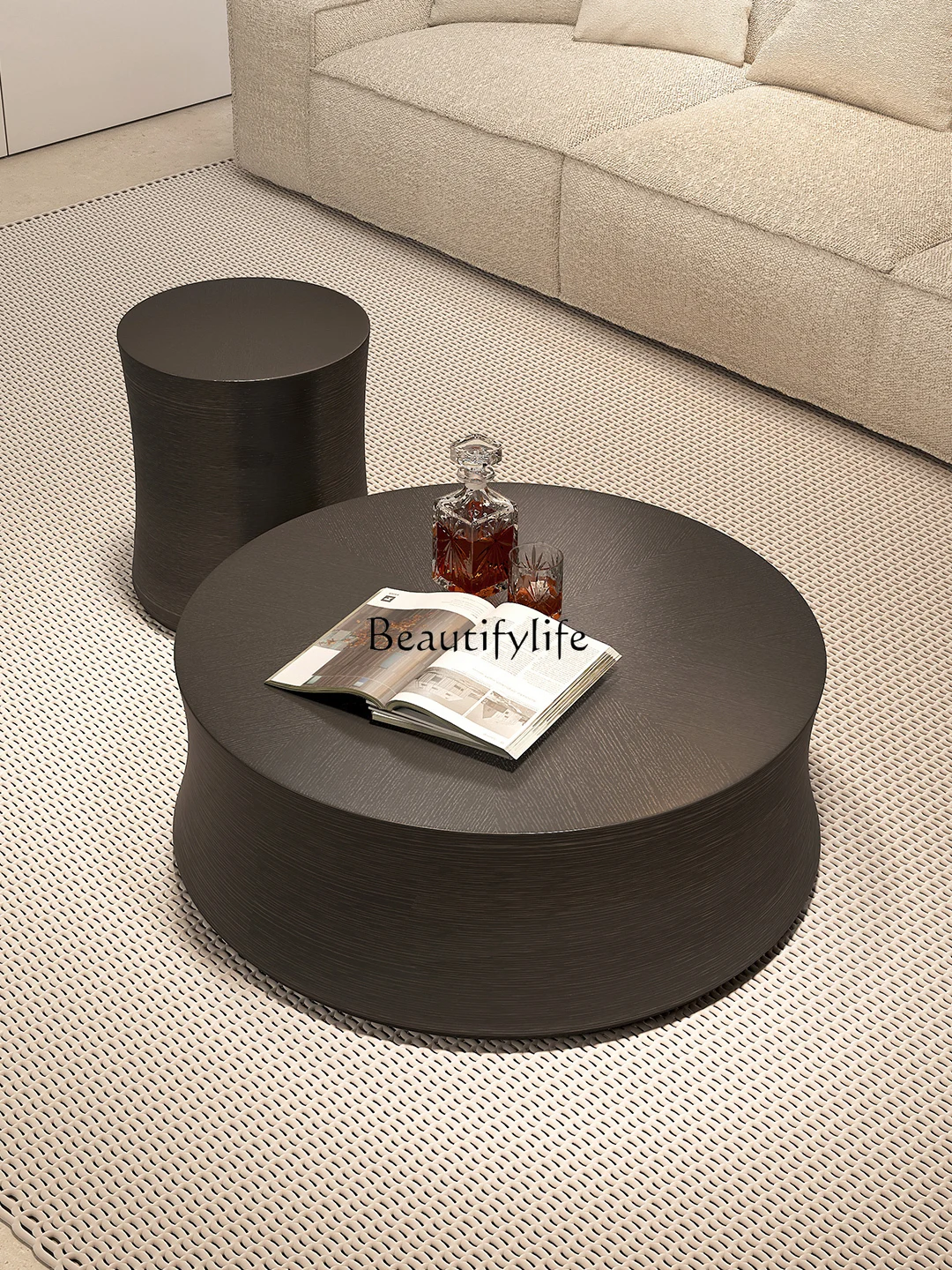 Italian Minimalist Coffee Table Small Apartment Living Room Modern Simple and Light Luxury round Low Table Home
Italian Minimalist Coffee Table Small Apartment Living Room Modern Simple and Light Luxury round Low Table Home