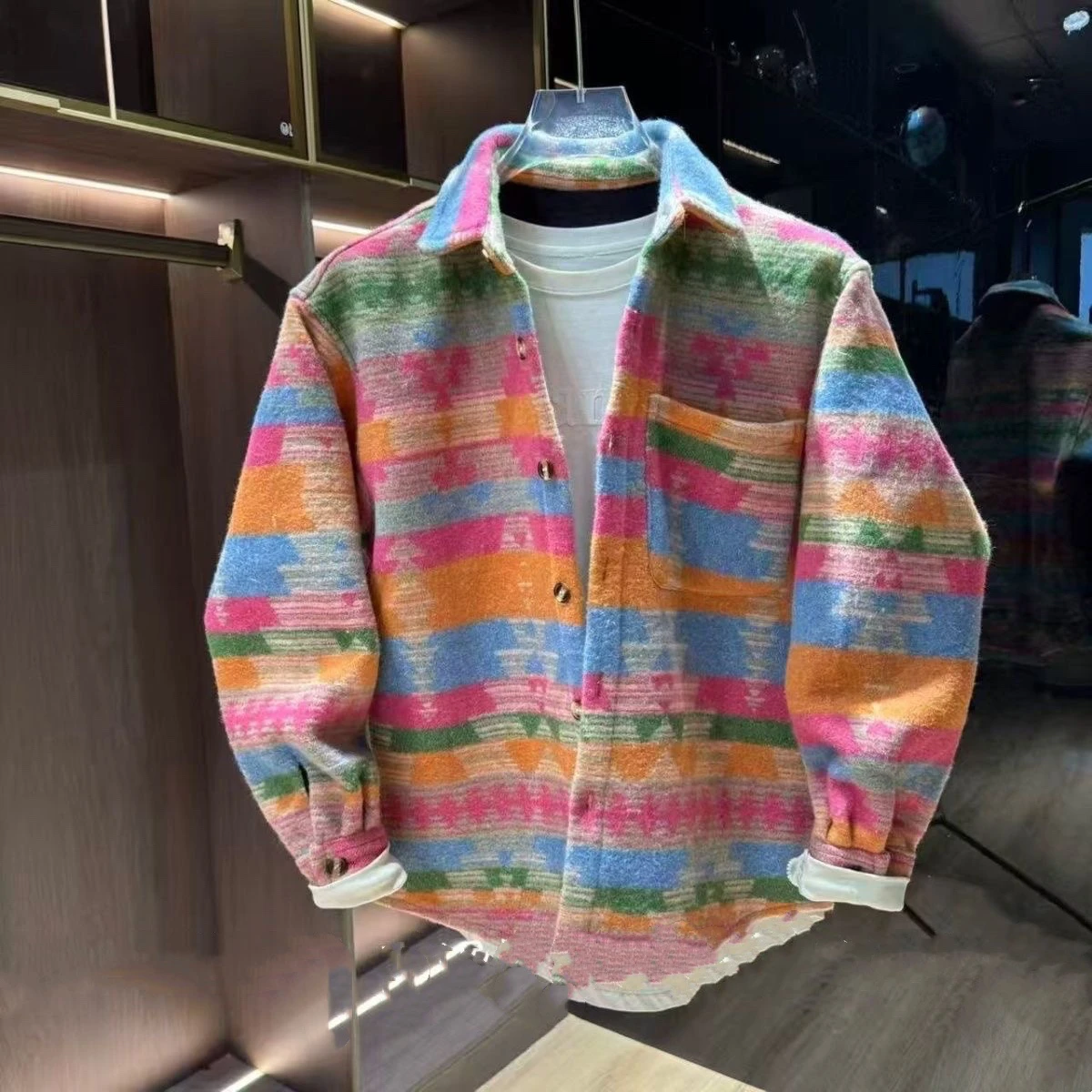 Faionable Rainbow Color Blo Casual irt Jaet for Men Loose Fit Autumn New Sle Eth Collar Button up Outerwear
Faionable Rainbow Color Blo Casual irt Jaet for Men Loose Fit Autumn New Sle Eth Collar Button up Outerwear